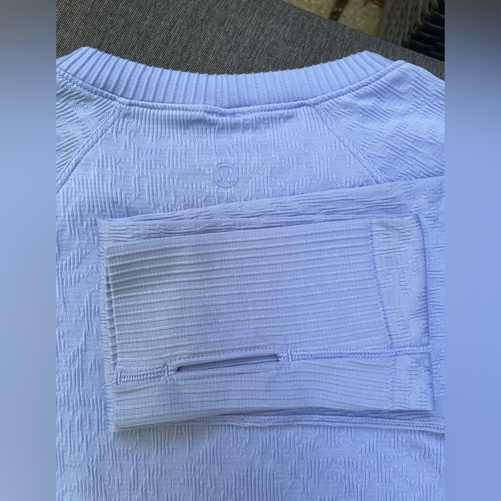 Lululemon Textured Sweater in lavender color